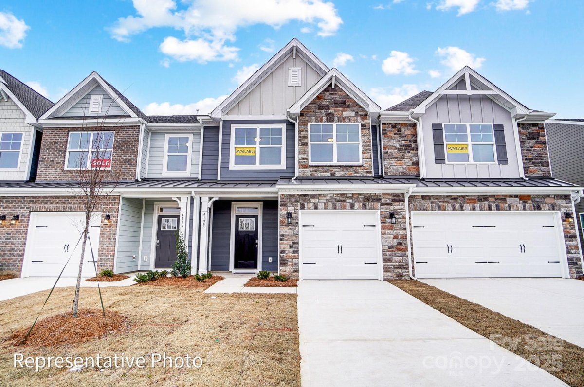 4315 Black Court