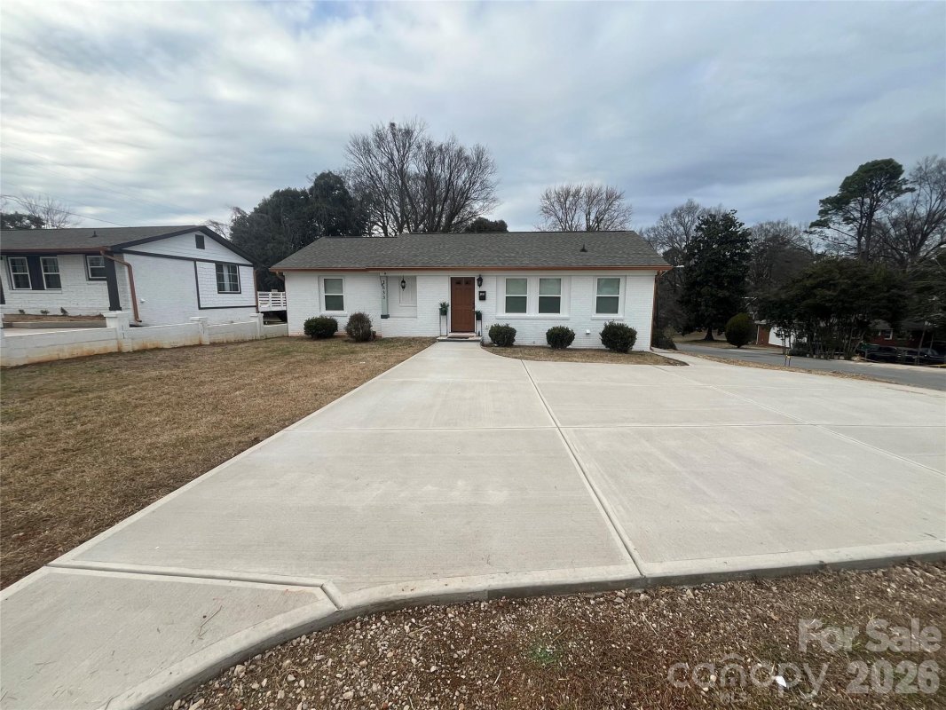 2633 Old North Sharon Amity Road