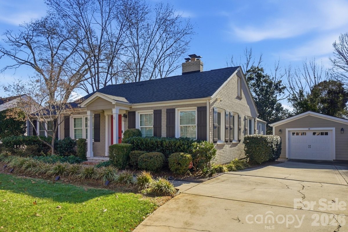 835 Sedgefield Road
