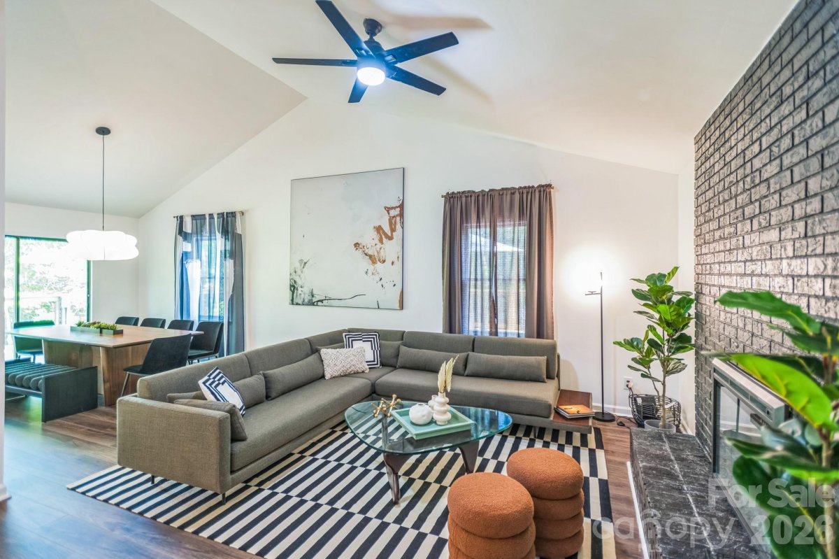 52 Reynolda Drive
