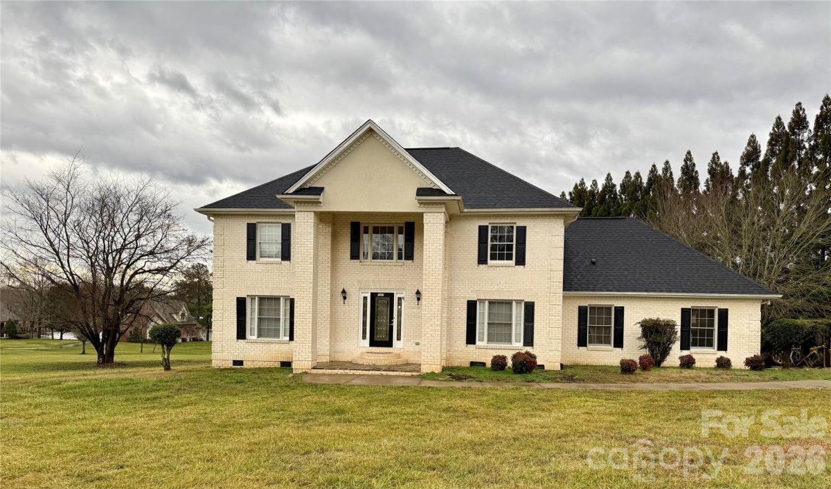 307 Cross Creek Drive
