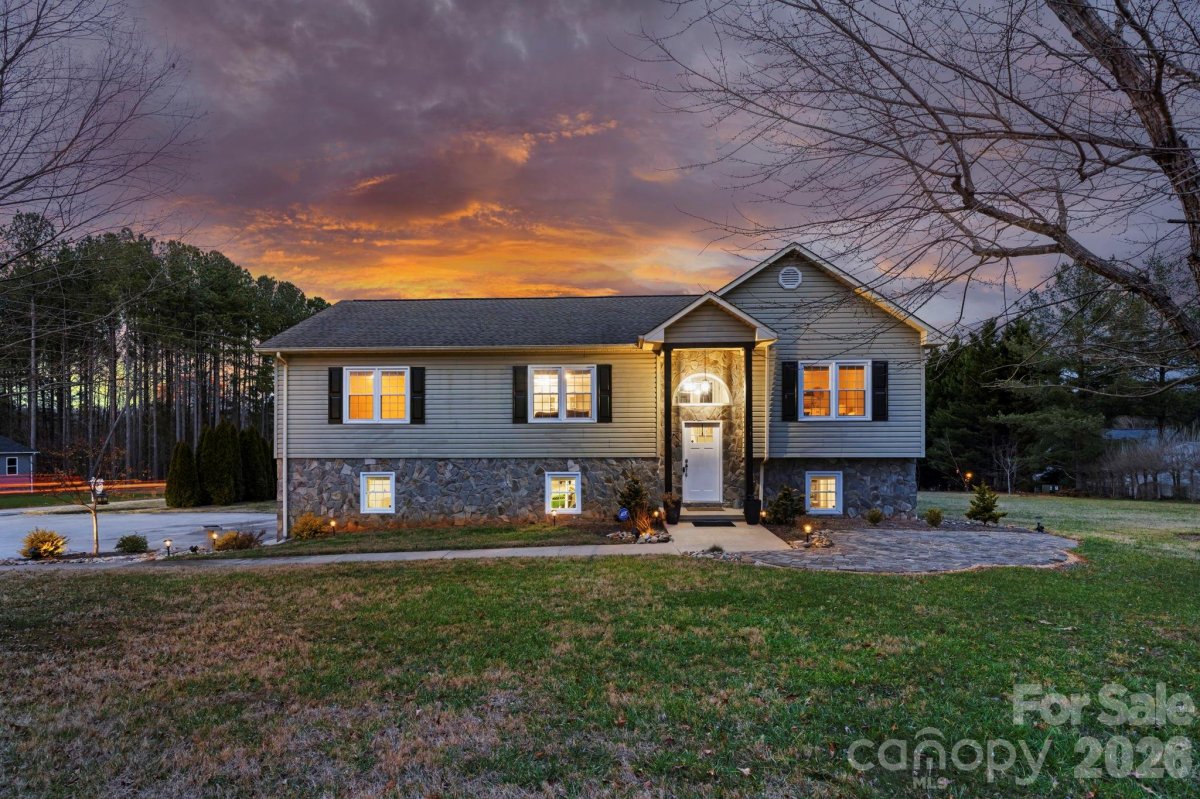 5750 Ellenwood Road