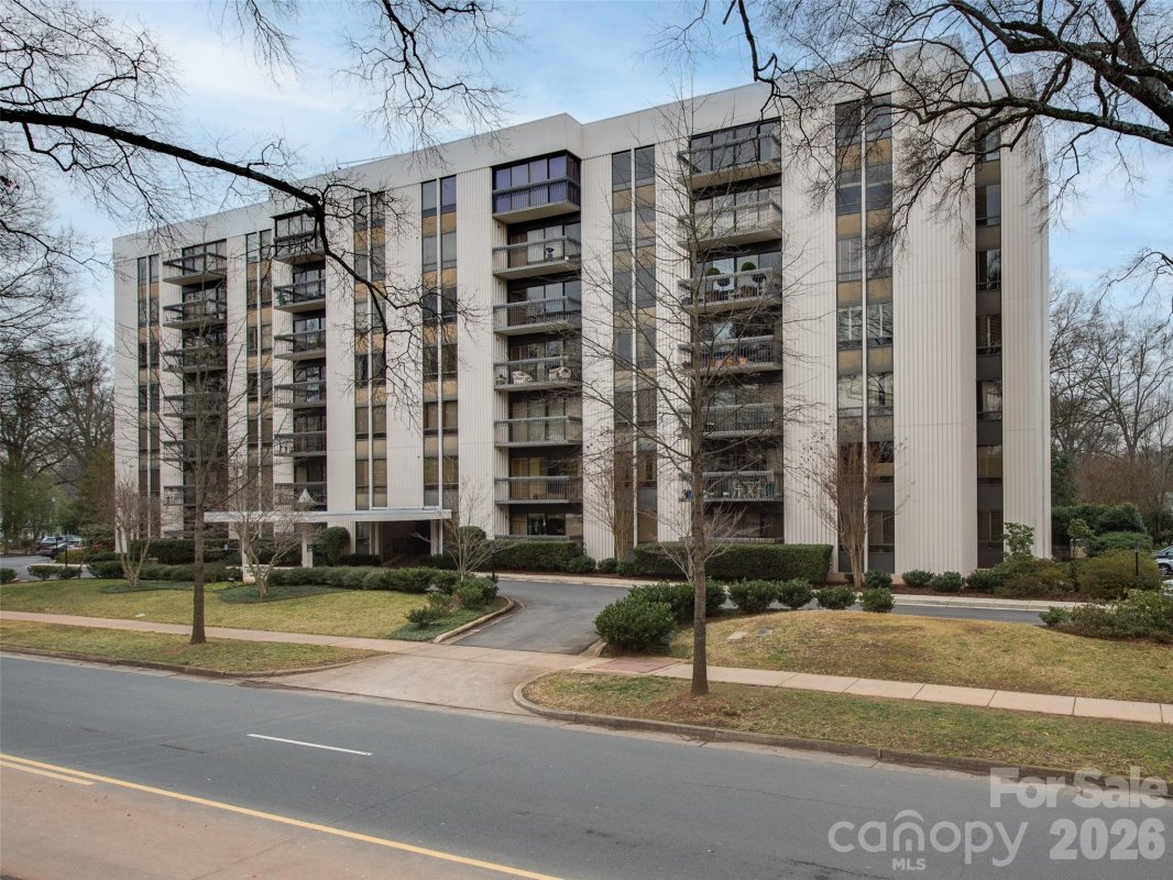 000 Main Avenue 507