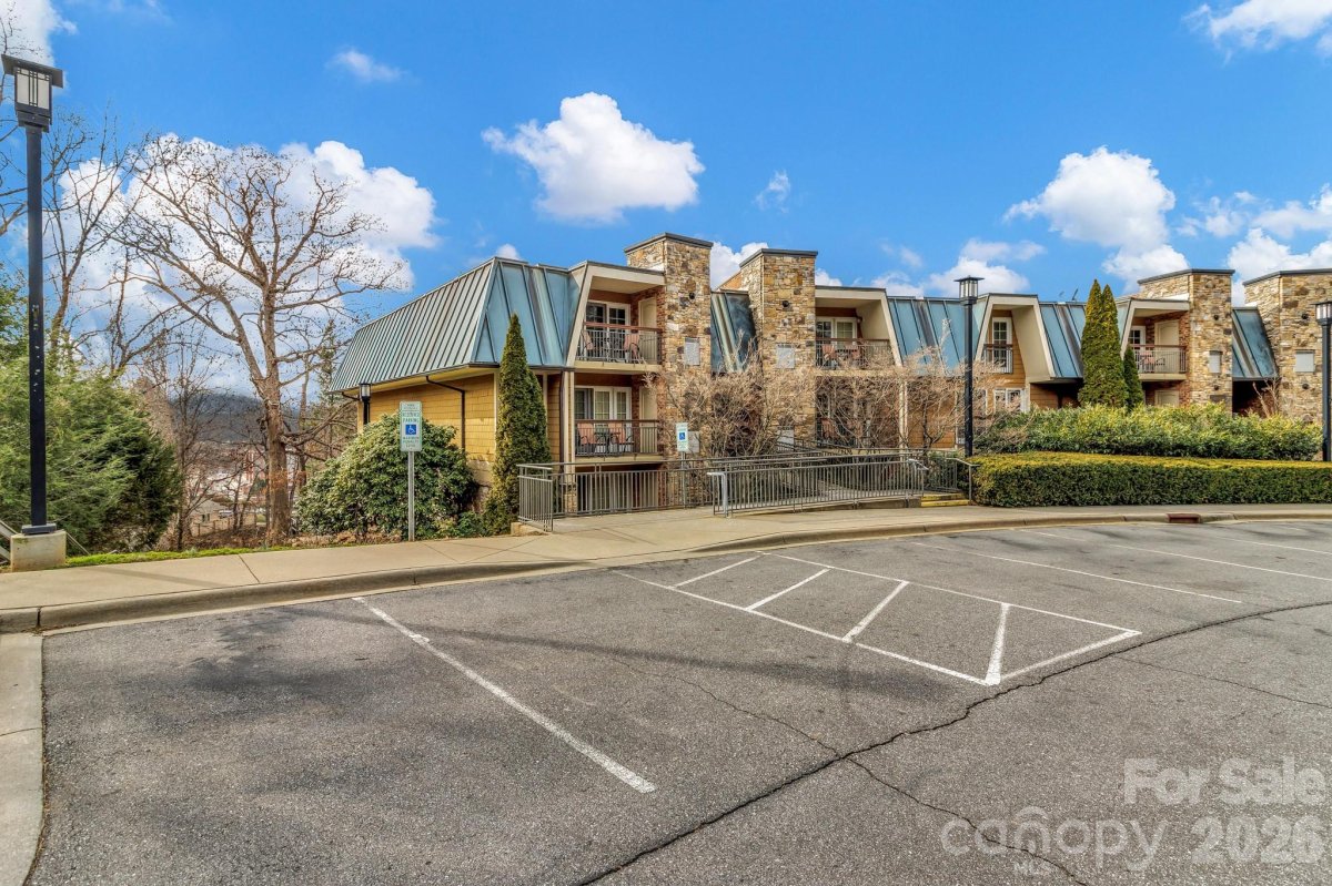 119 Bowling Park Road