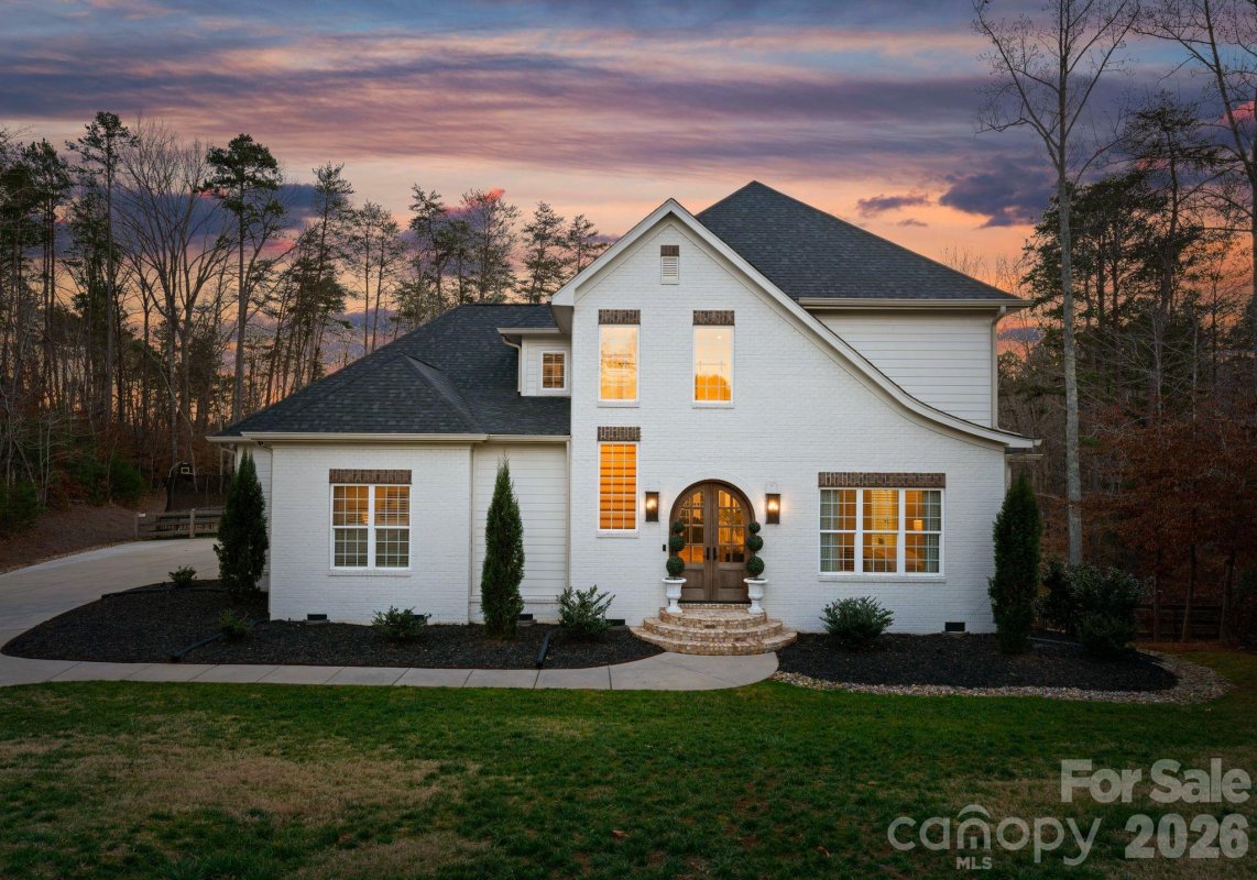 3107 James Plantation Drive
