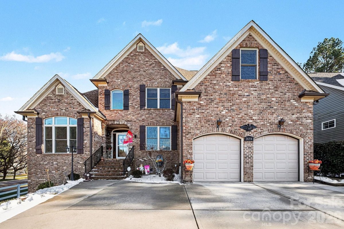 1694 Avalon Drive