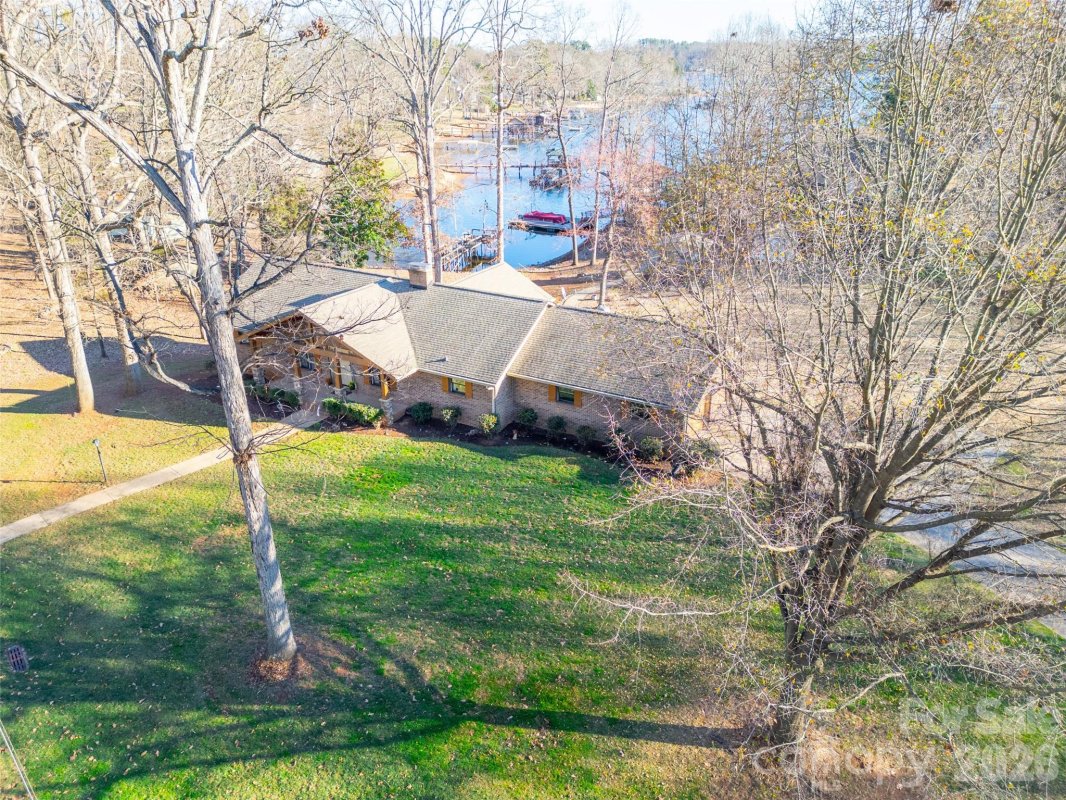 8194 Mallard Road