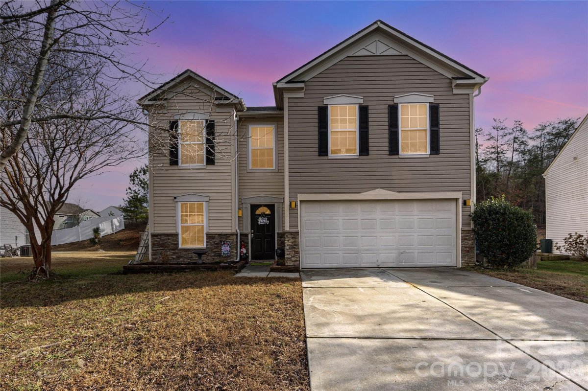 416 Inverness Lane