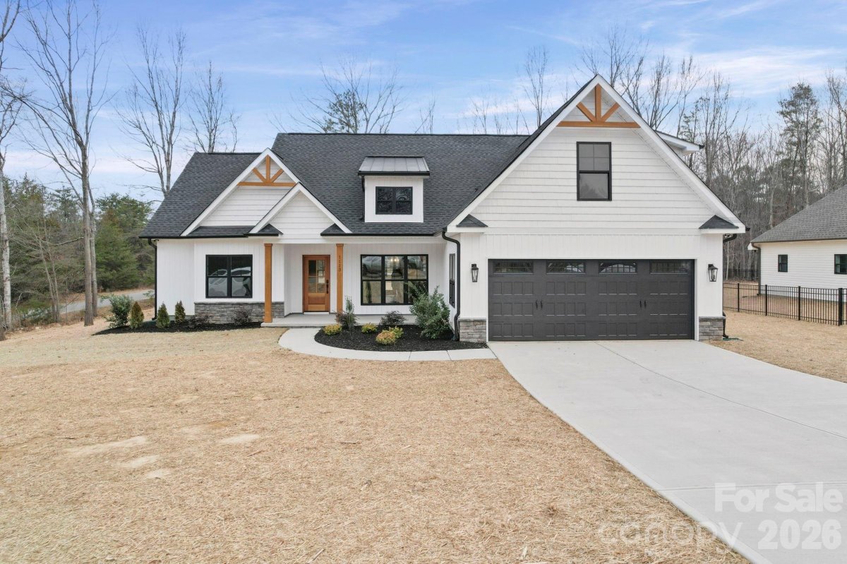 1113 Heather Oak Lane