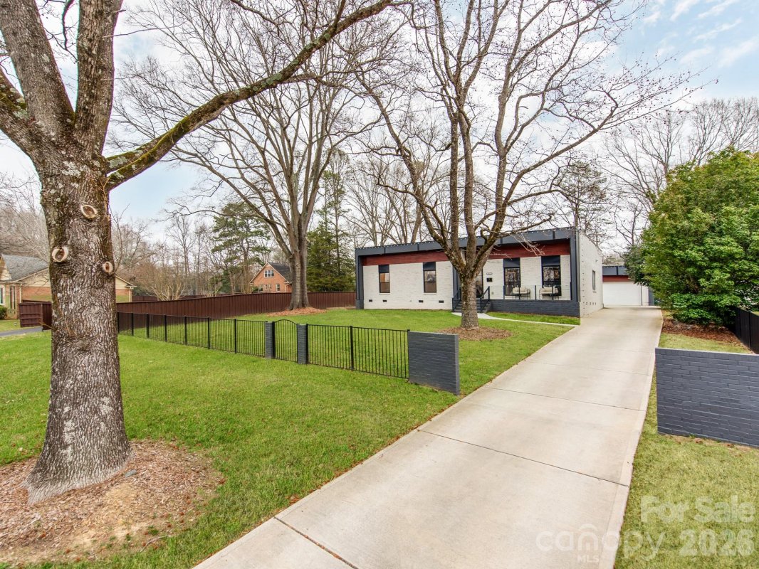 6411 Park Road