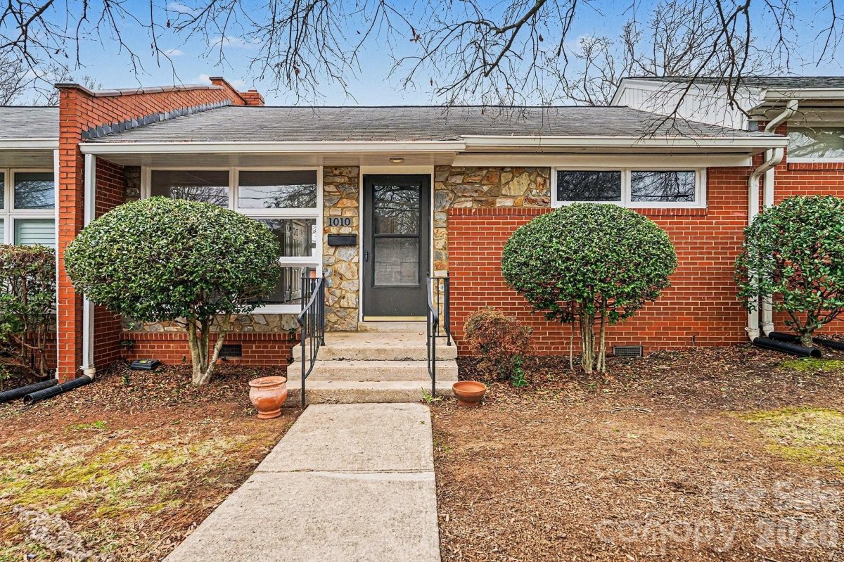 1010 Andover Road