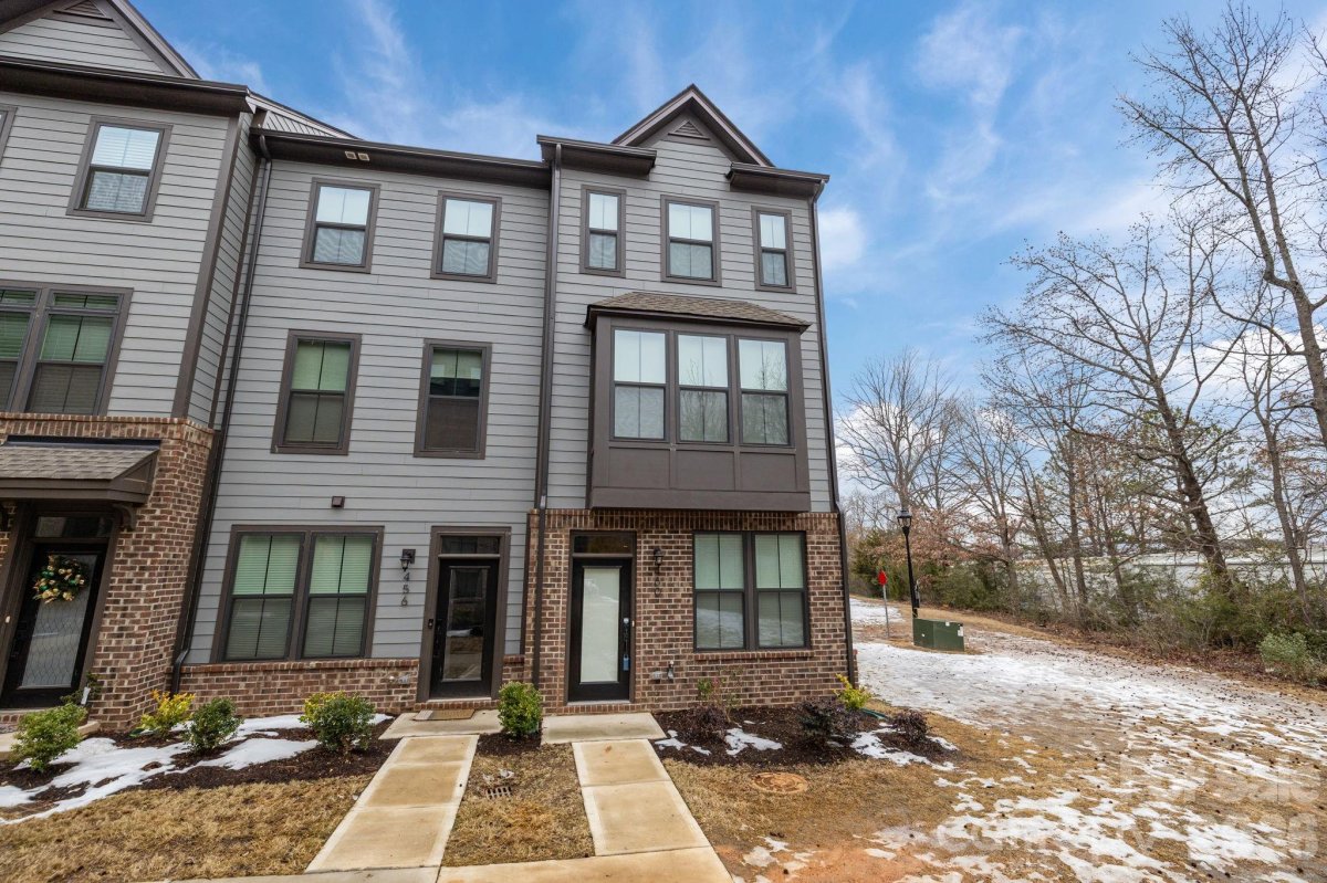 460 Spearfield Lane