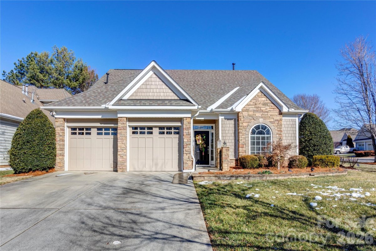 2663 Danbury Circle