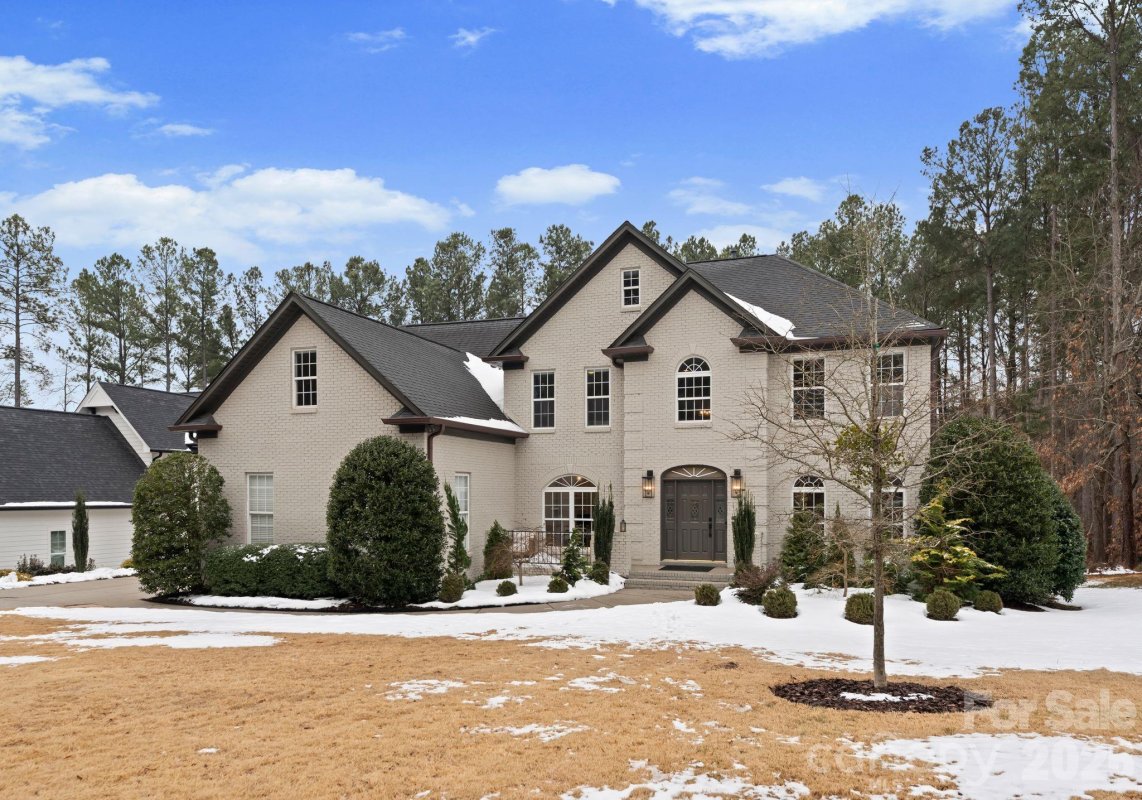 8022 Silver Jade Lane
