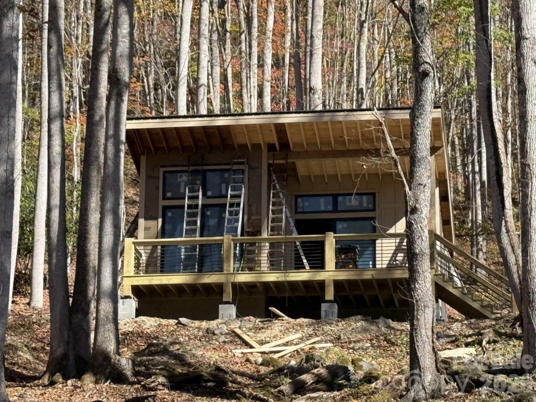 17 Sanctuary Trail