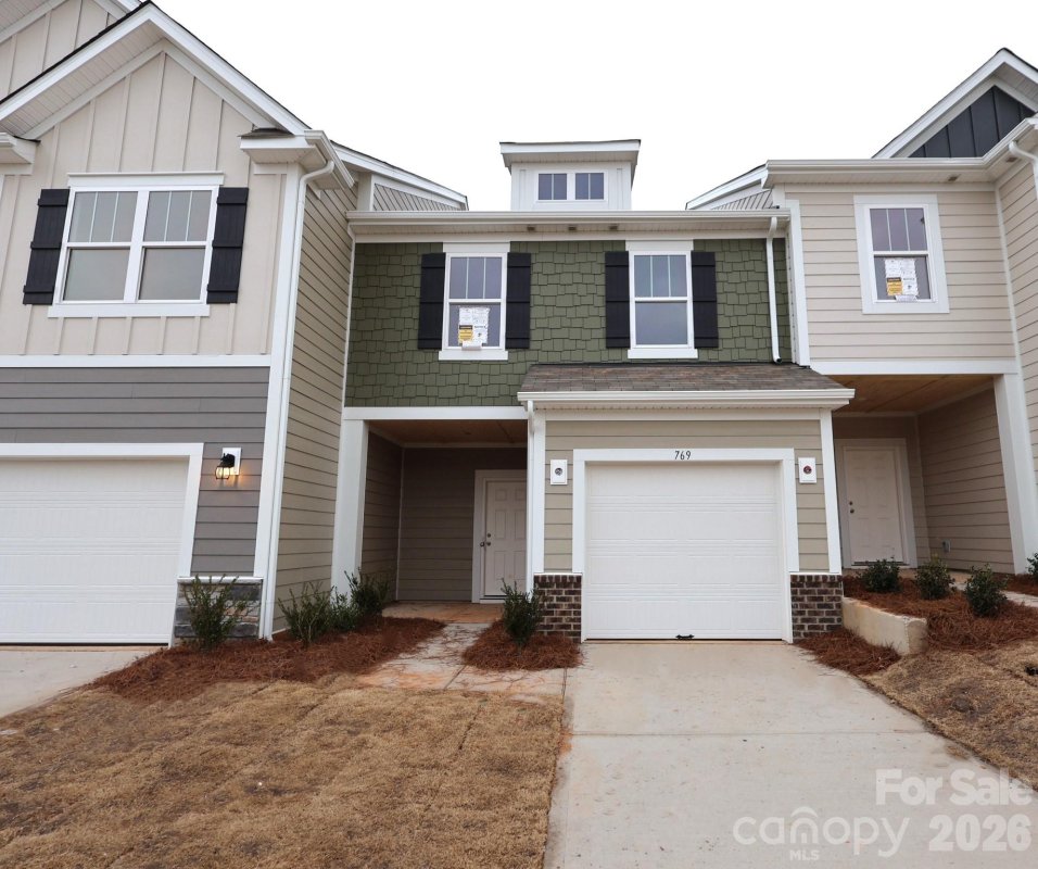 769 Kitfox Drive