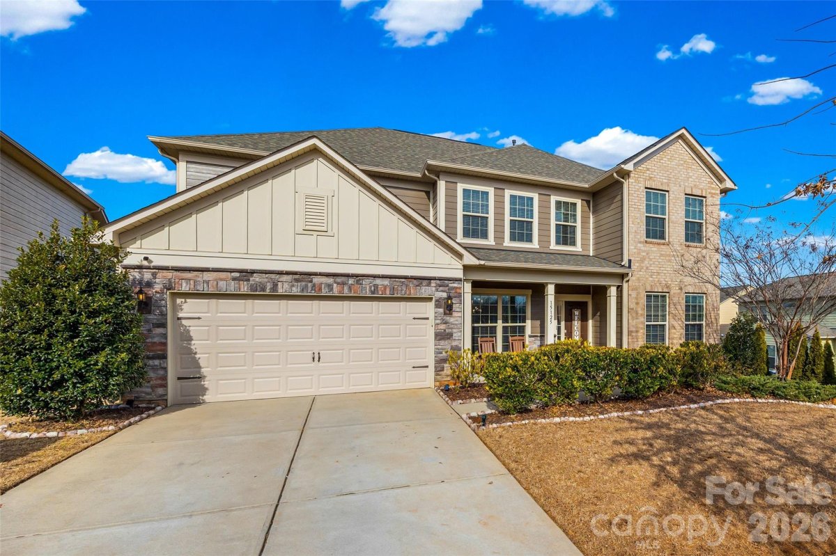 15125 Luna Drive