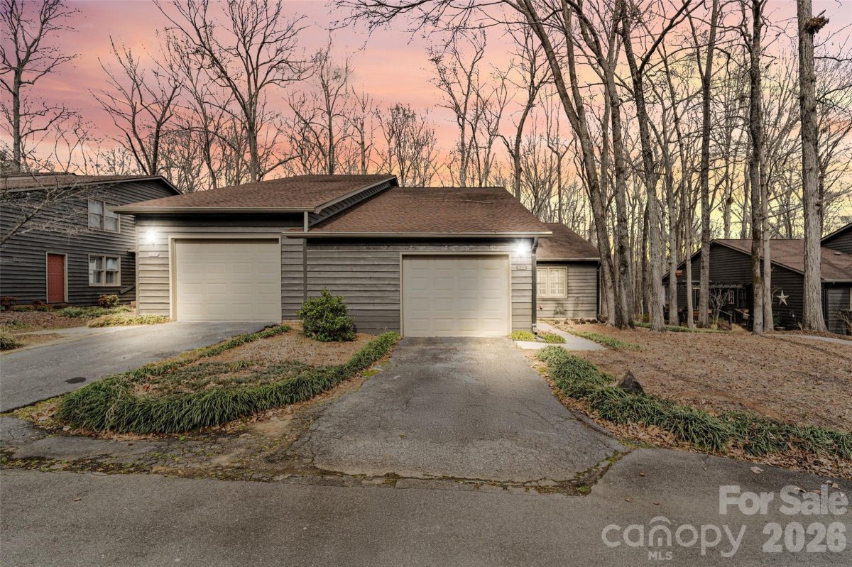 832 Bridgewood Drive