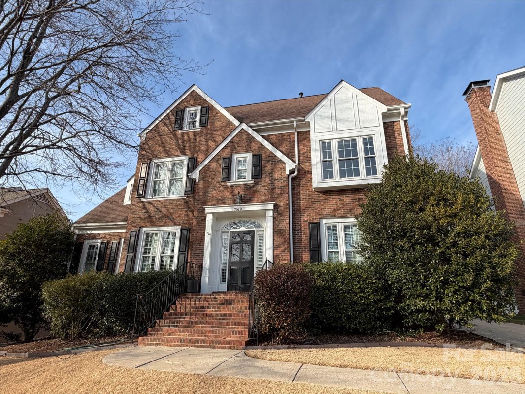 7619 Treyford Lane