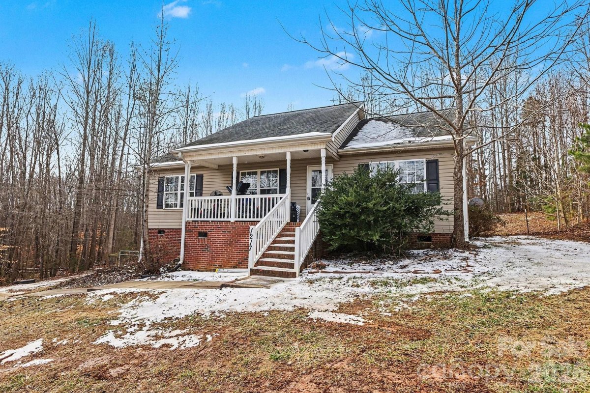 1217 Woodpecker Drive