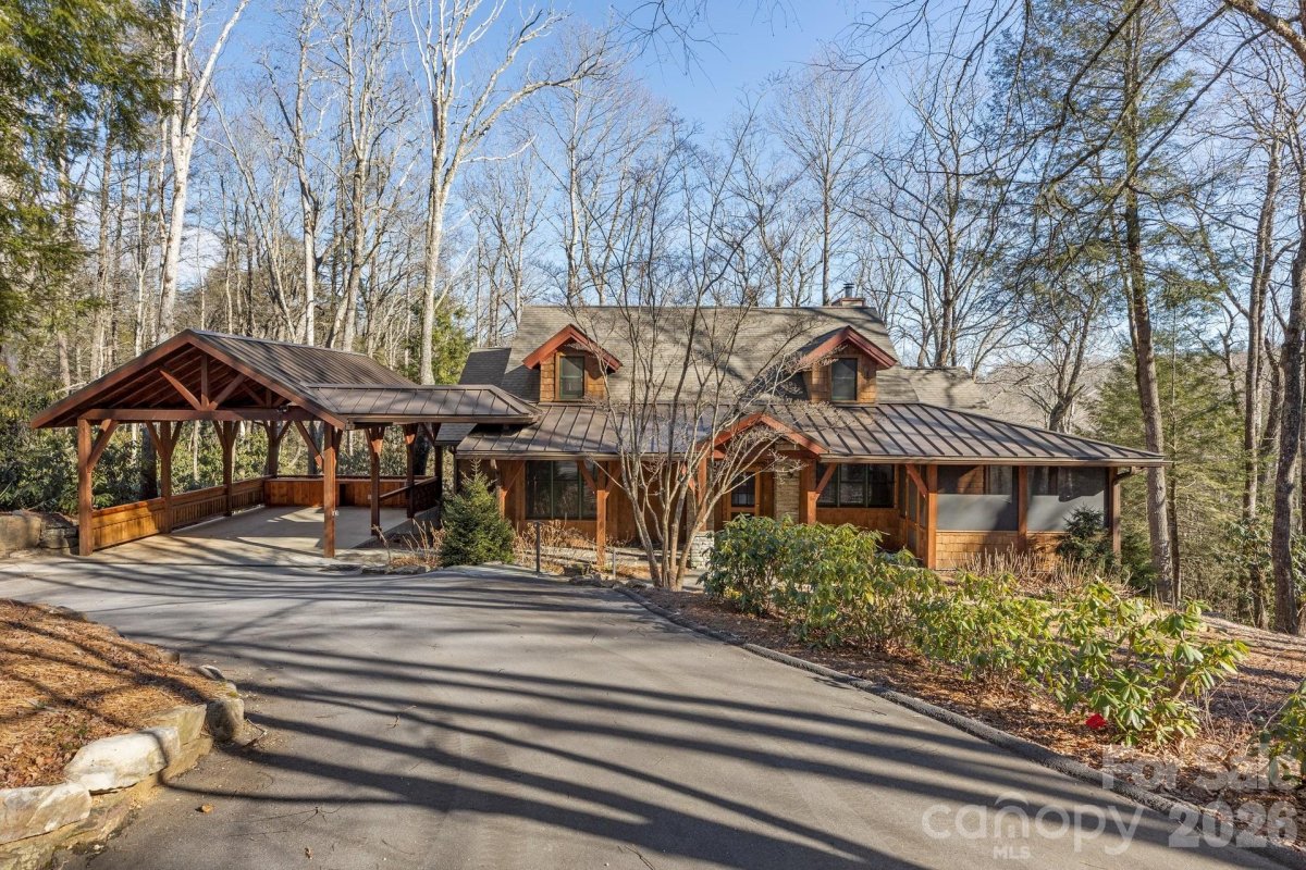 451 Crescent Trail