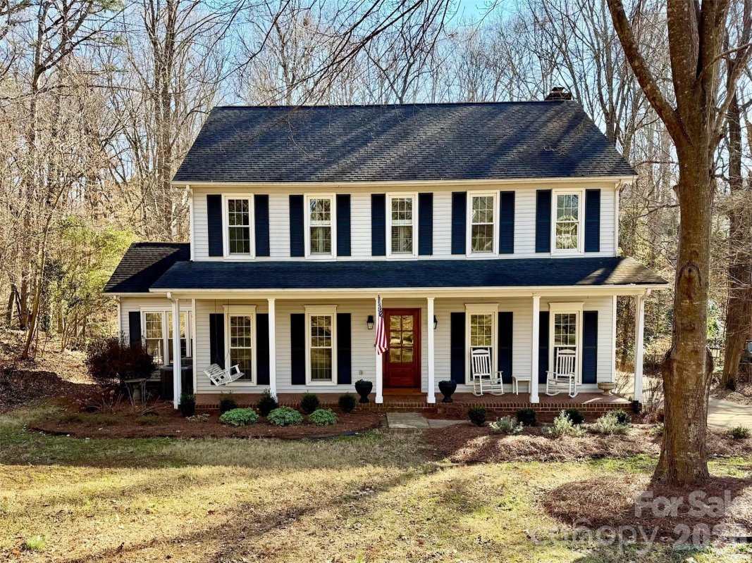 1049 Peachtree Lane