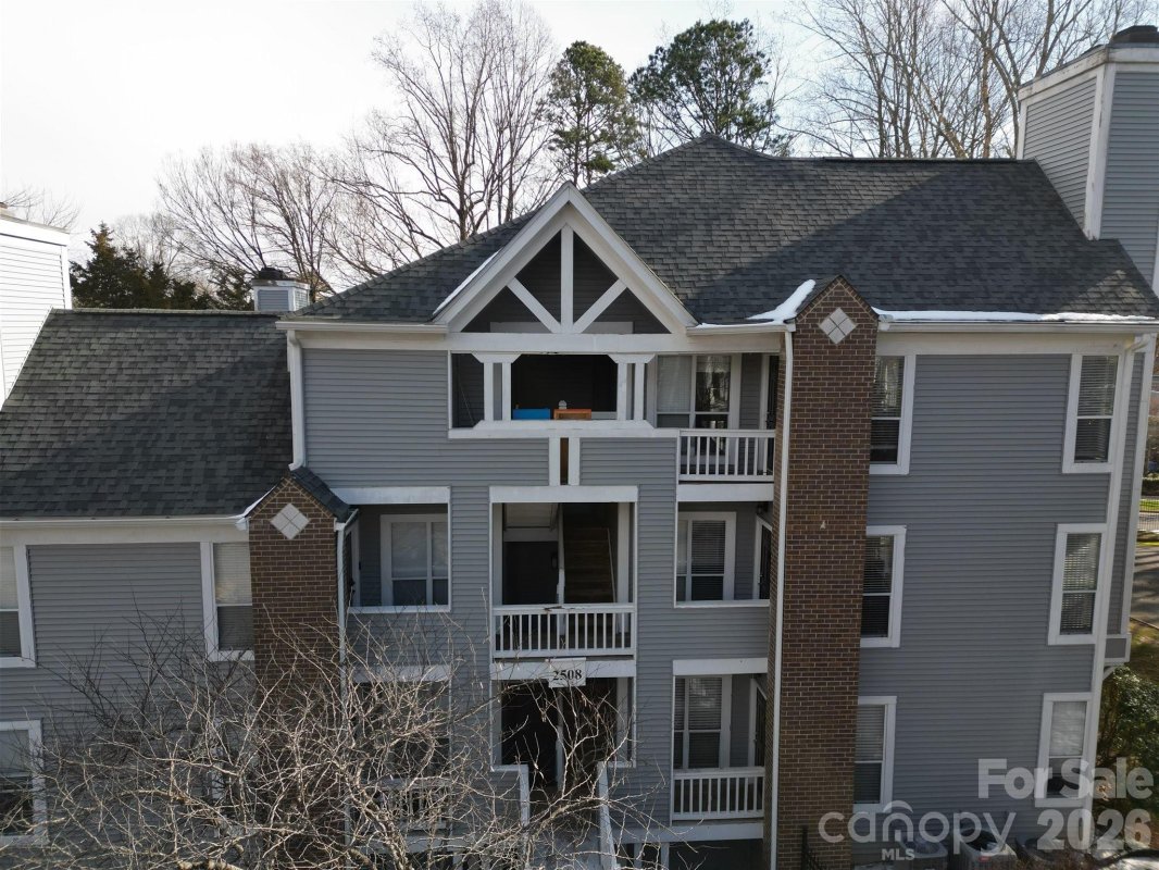 2508 Cranbrook Lane