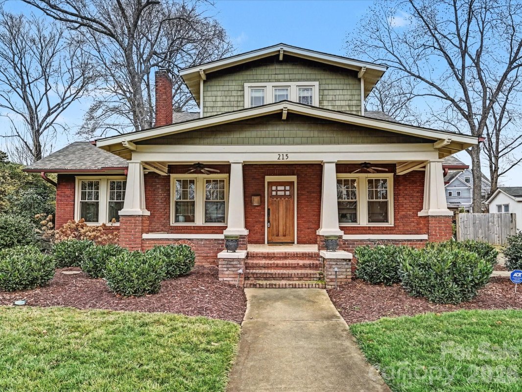 215 Circle Avenue