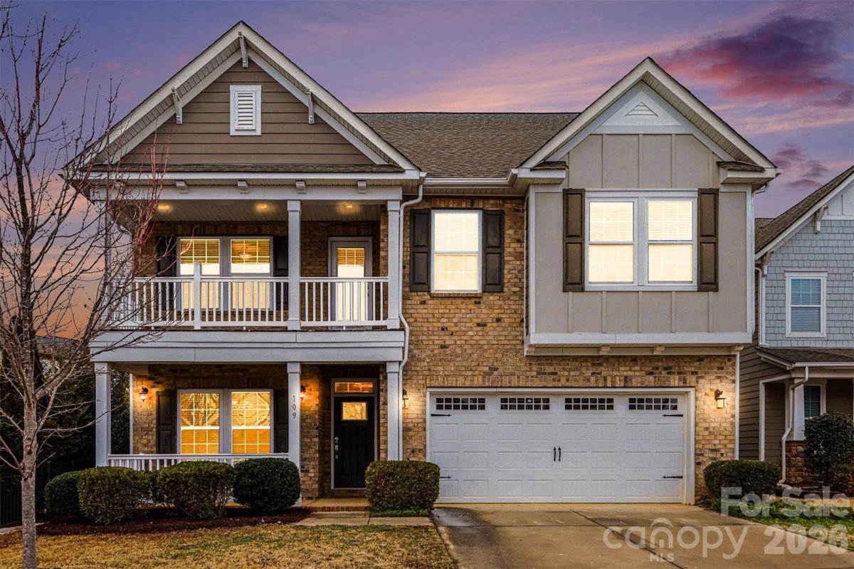 109 Creekside Crossing Lane