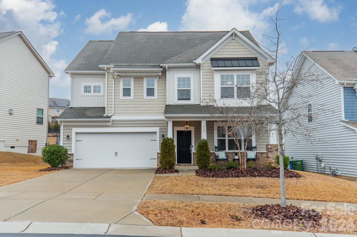814 Braddock Way