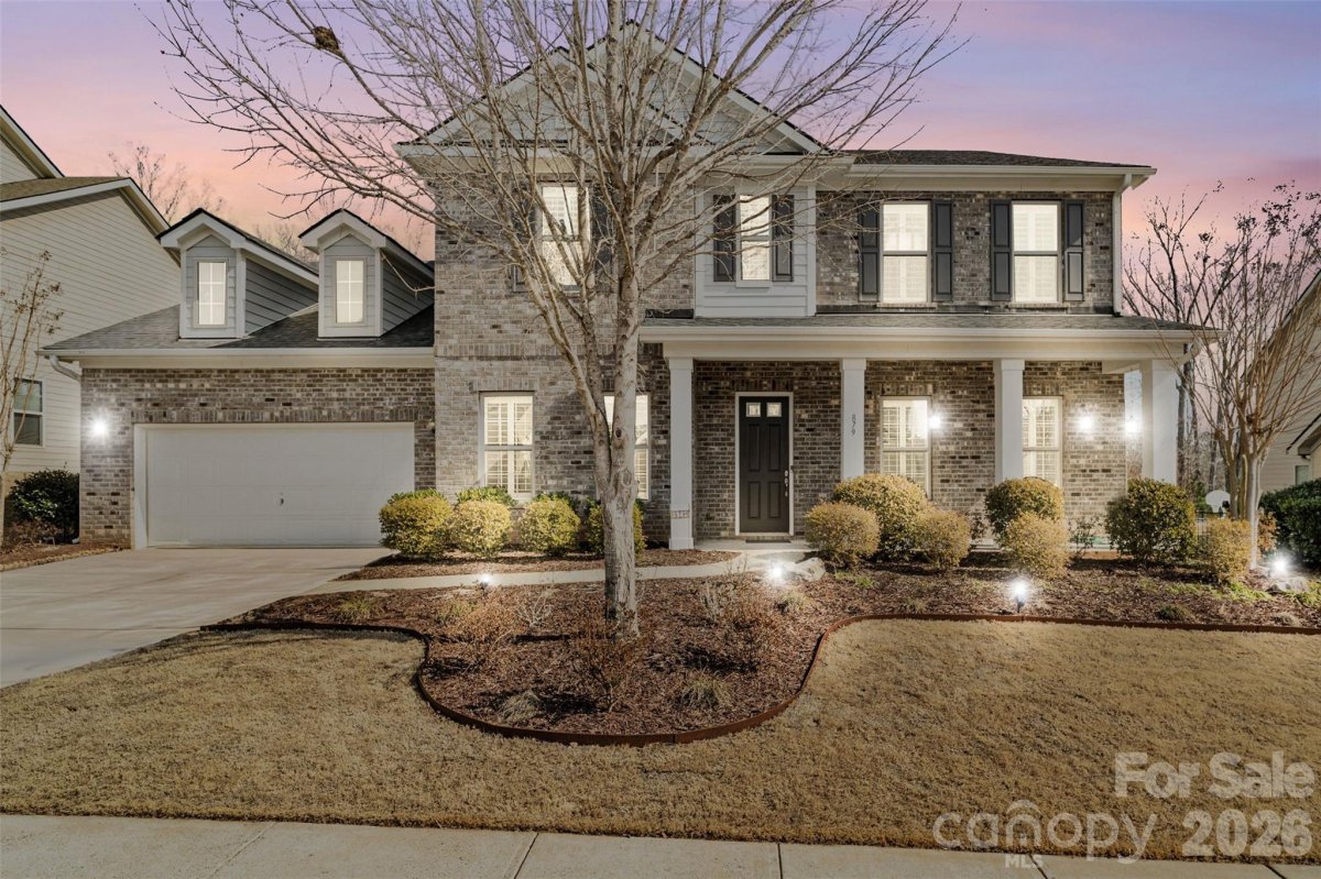 879 Tyne Drive