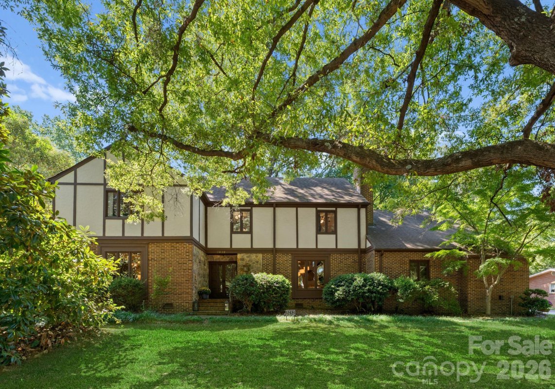3232 Colony Road