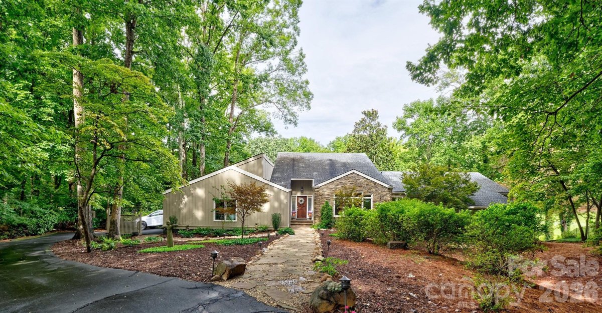 36 Fairway Ridge