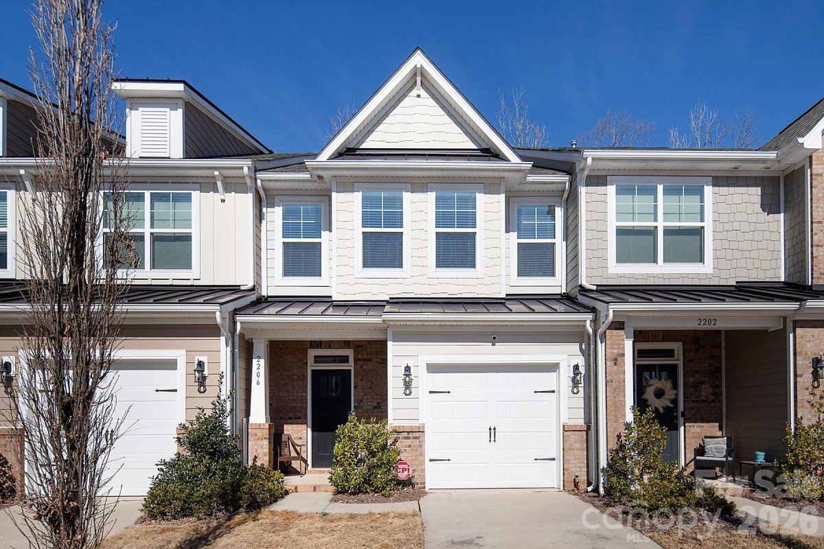 2206 Bexar Trail