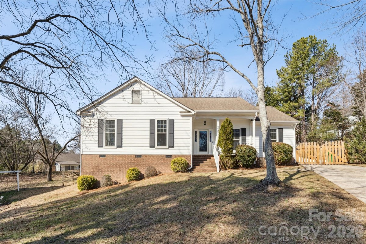 9927 Alden Glen Drive