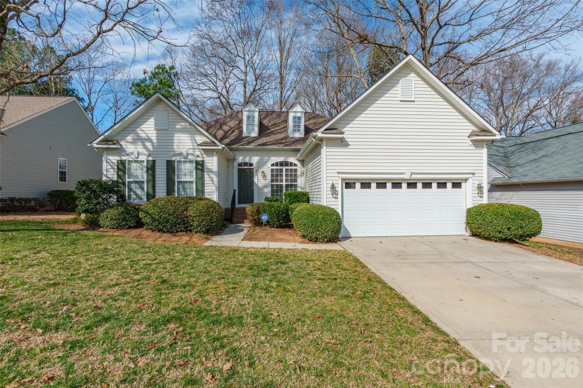 629 Sunset Point Drive
