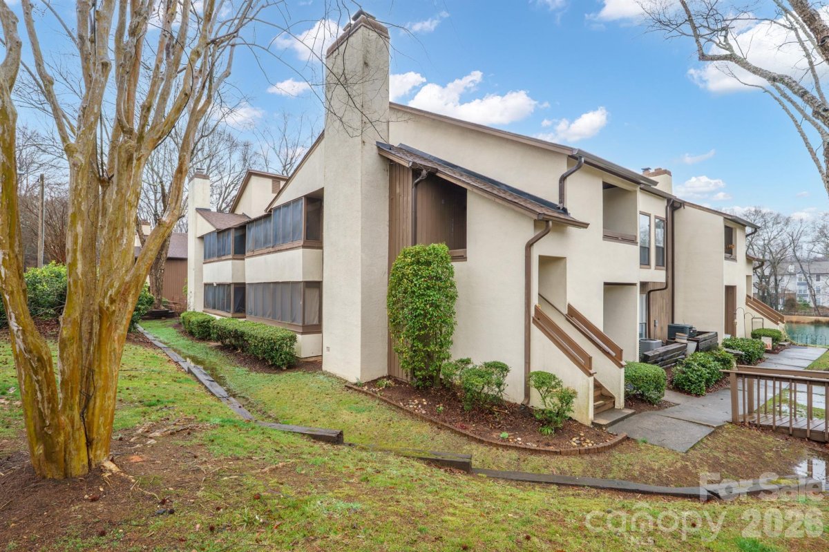 7331 Winery Lane