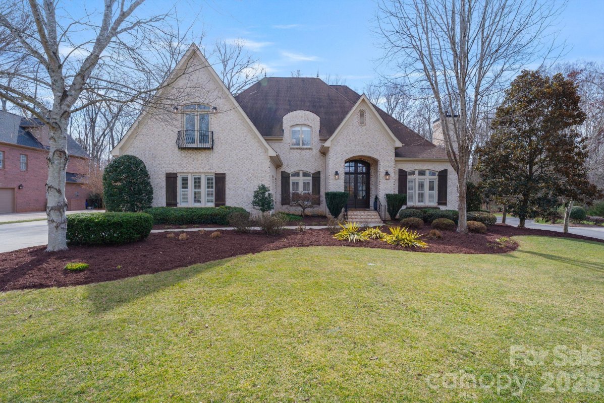 1400 War Admiral Lane