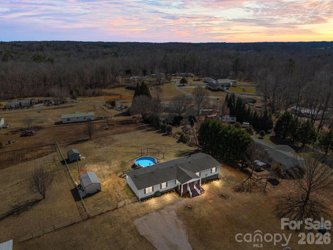 1024 Rogue Court