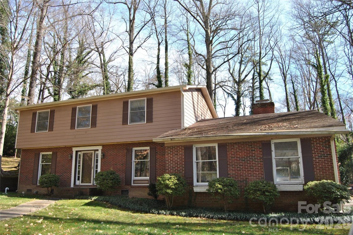 816 Avondale Road