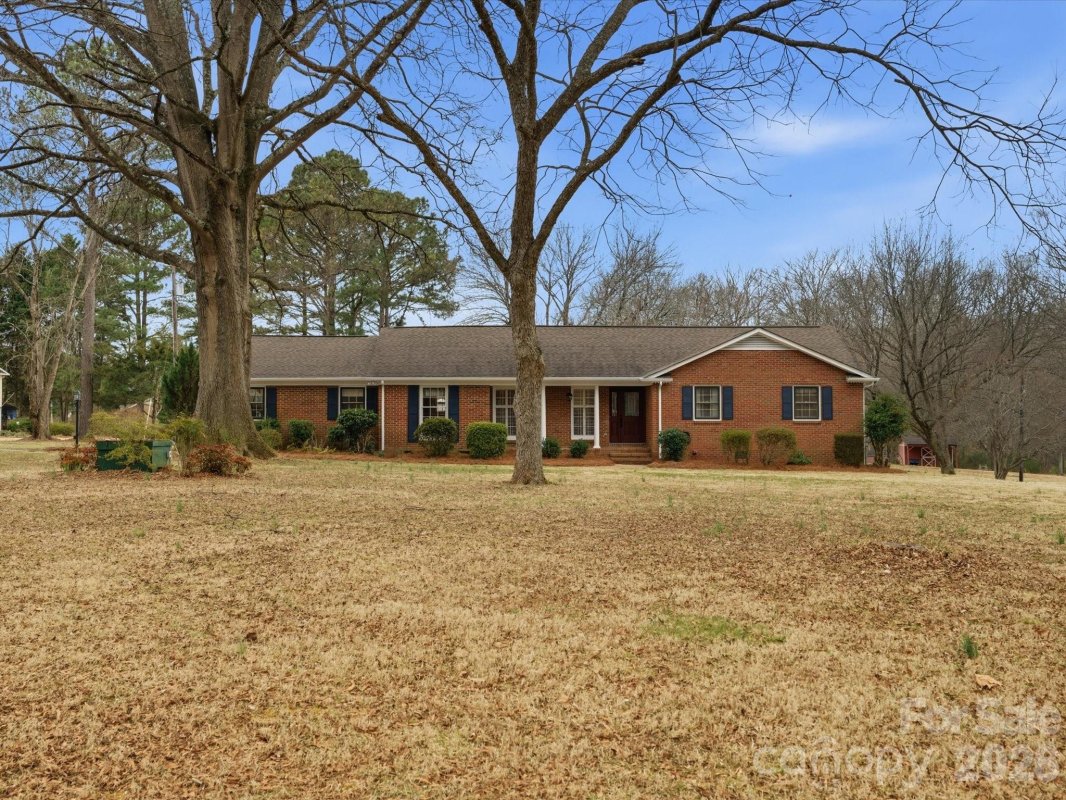 6309 Farmlake Drive