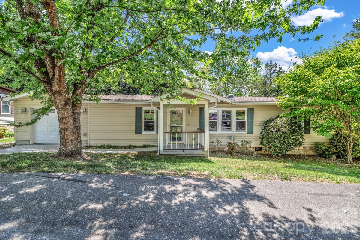 405 Deerfield Court