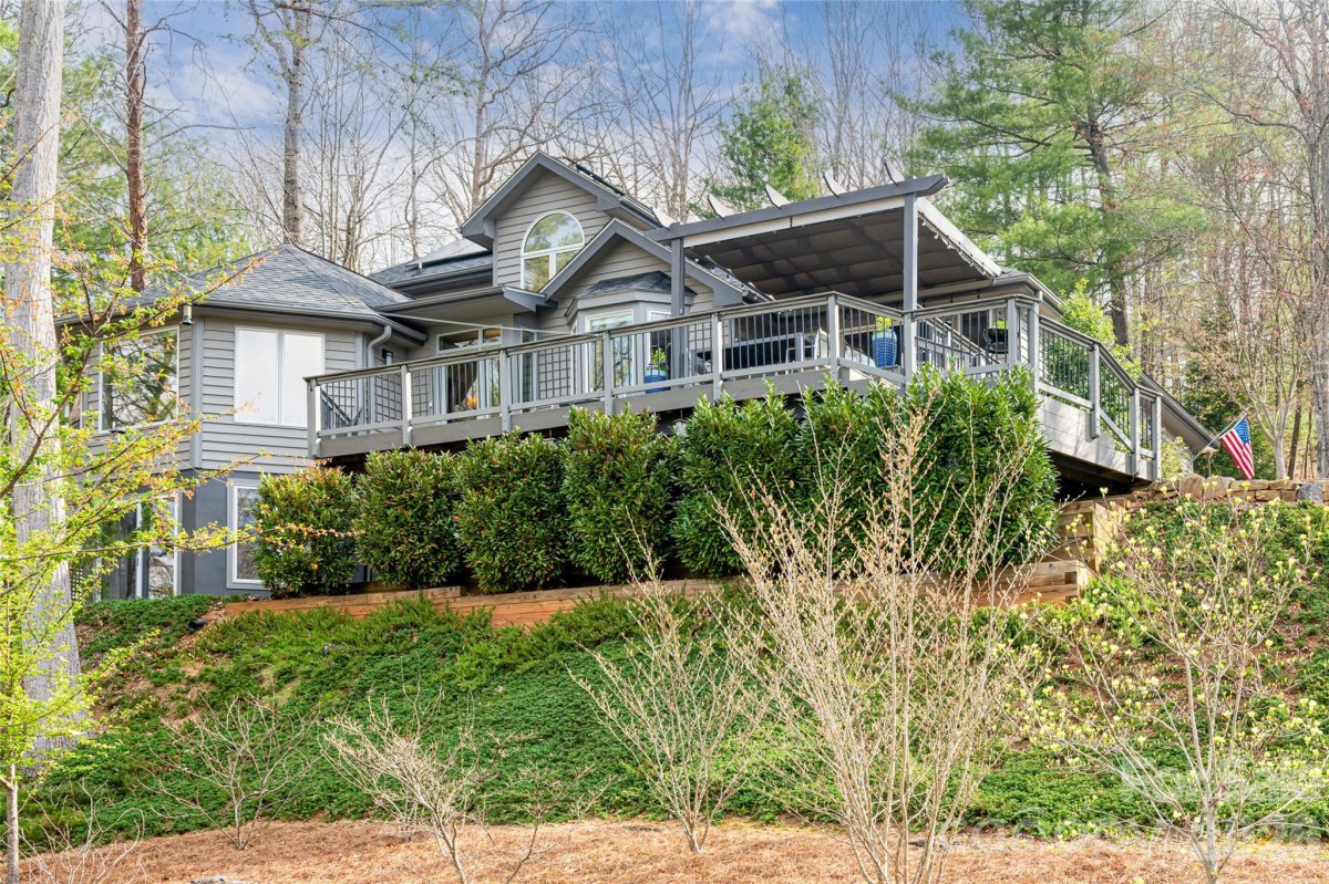 168 Skyview Circle