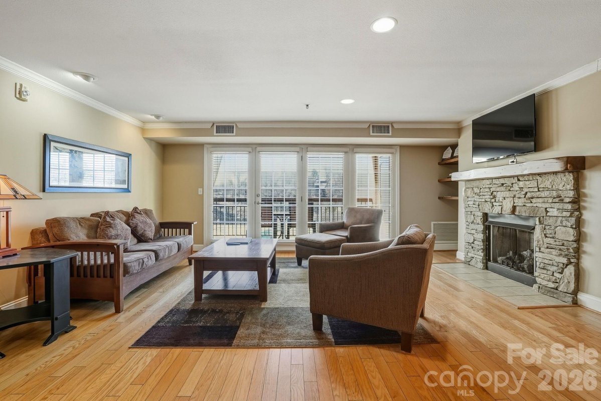 402 Bowling Park Road