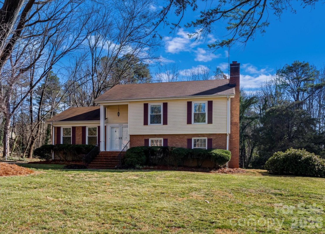 3000 Windrow Lane