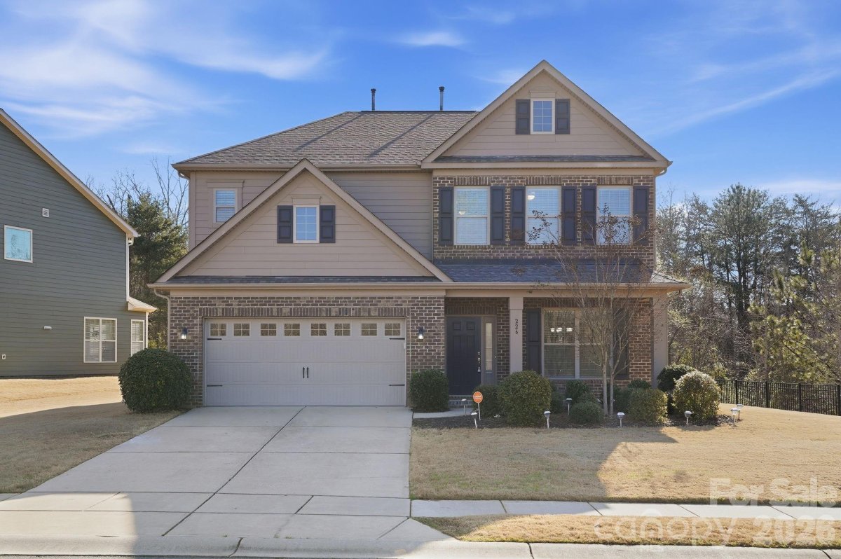 226 Hawks Creek Parkway