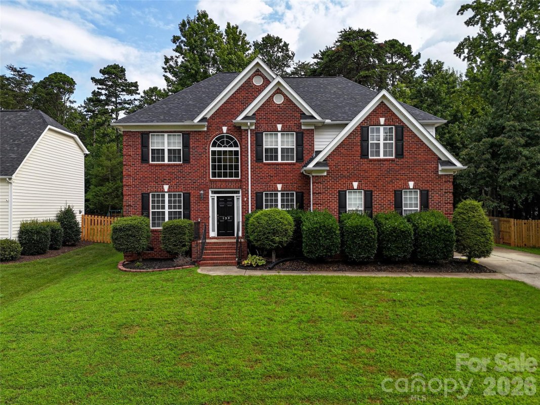 139 Forest Walk Way