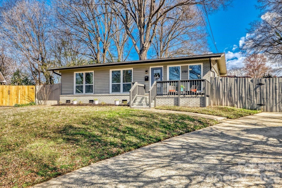 3701 Lynette Court
