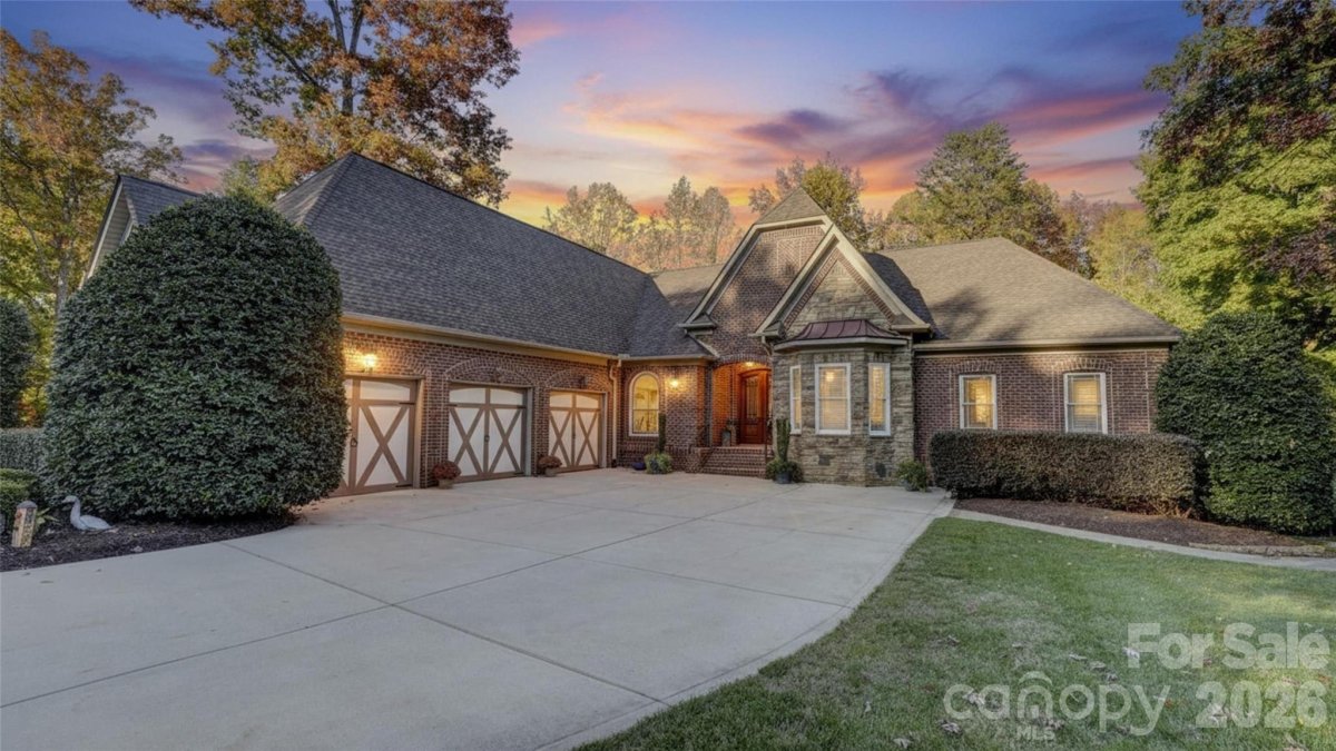 7727 Juniper Lane