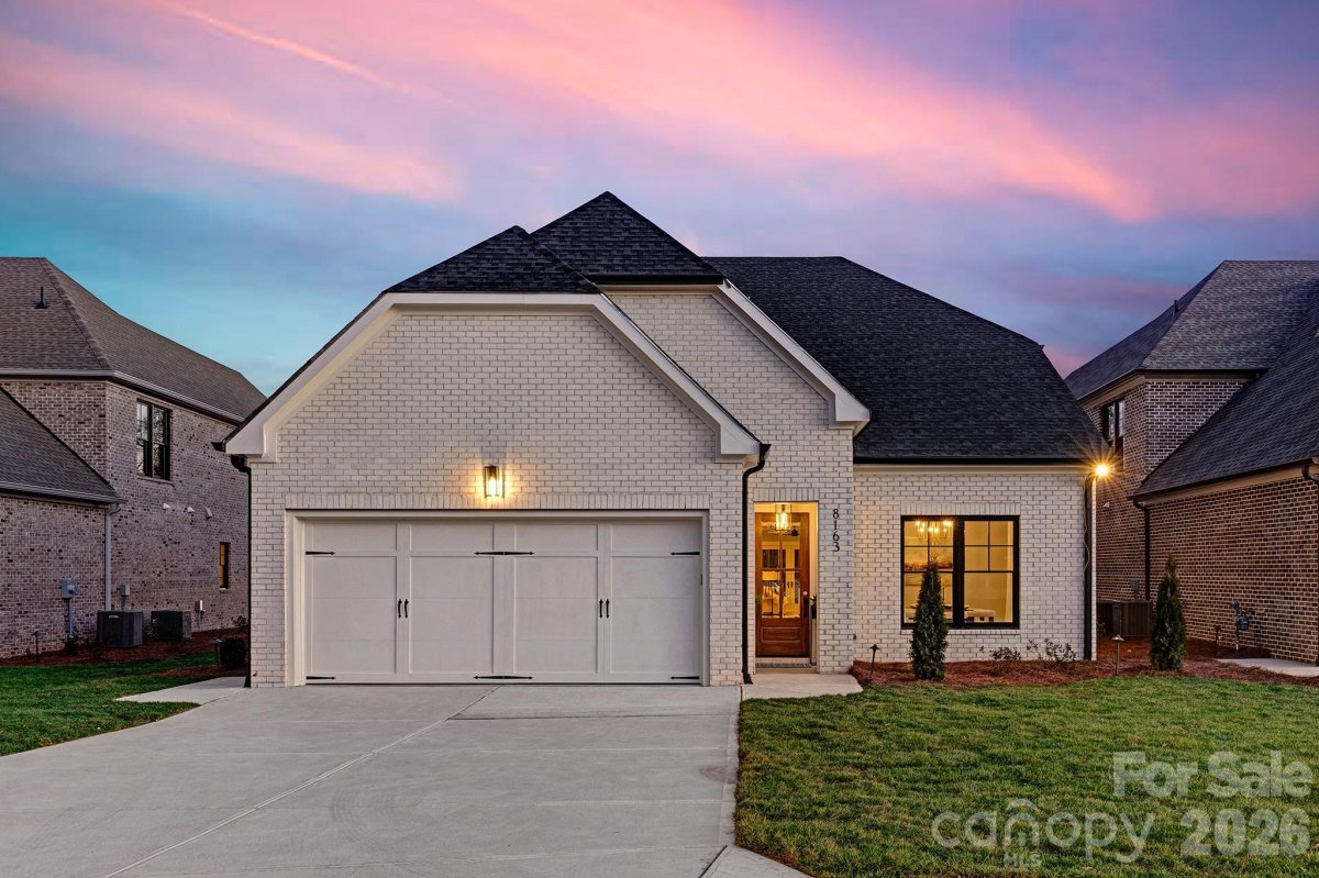 8163 Fairview Road